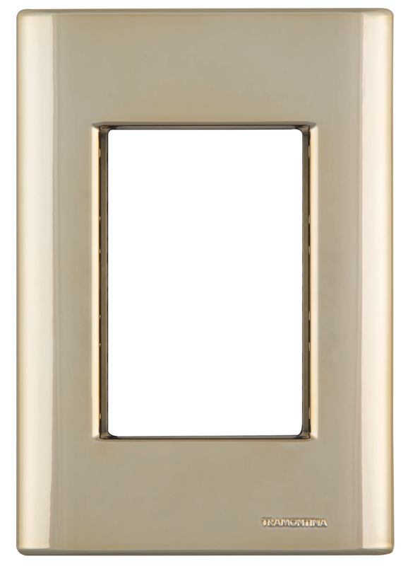 [57200061] TAPA 3 PUESTOS 4X2 ORO GIZ SOFT TOUCH